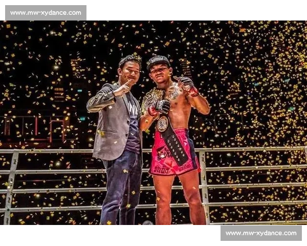 迪亚兹vs萝莉巅峰对决背后的战术博弈与时代碰撞全景解析